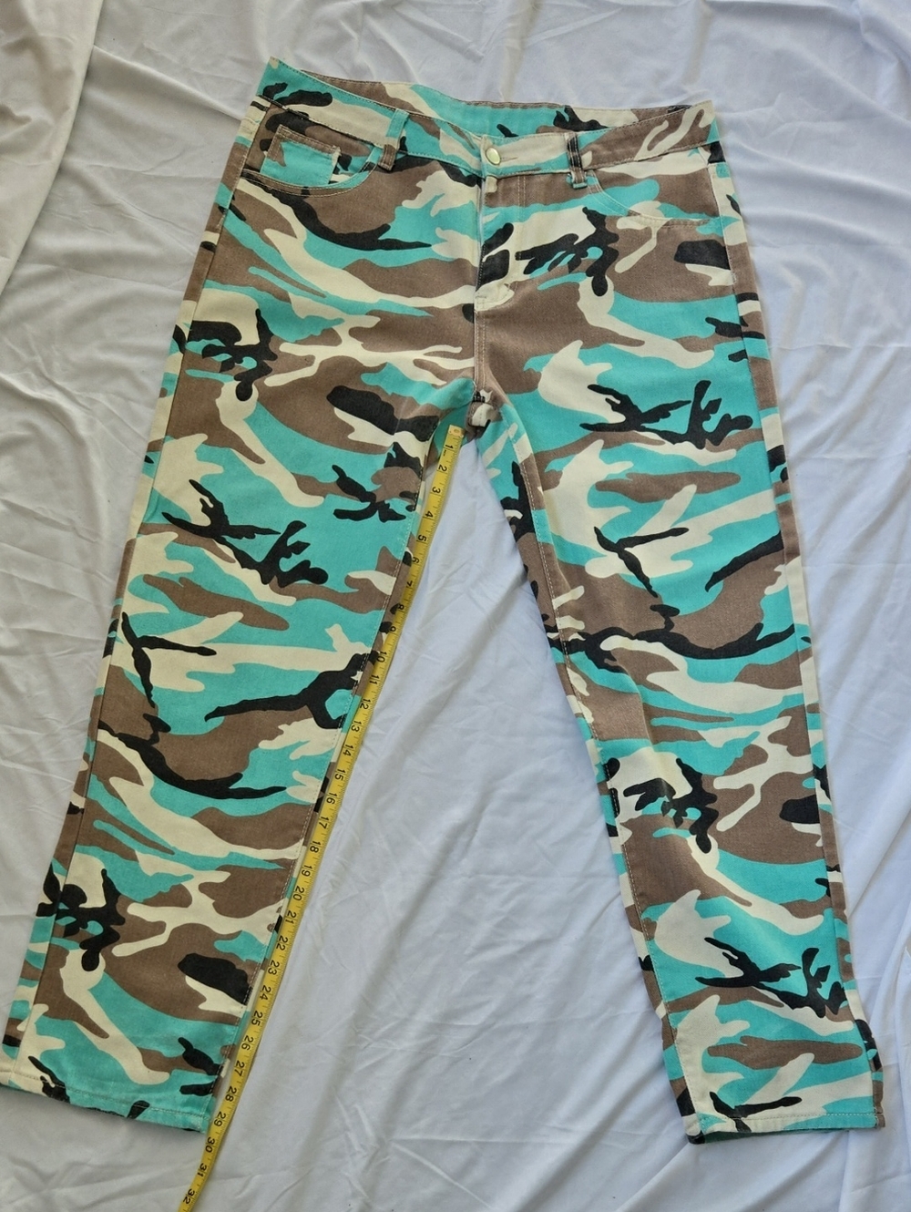 Men's Cool Unusual Turquoise Colored Camo Jeans W38 L29.5/30 100% Cotton. - Picture 3 of 7